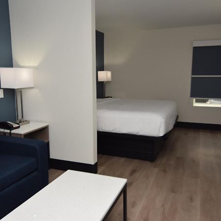 ซูเปอร์ 8 บาย วินด์แฮม บาตาเวีย อีสต์ ออฟ เดเรียน เลก ธีมพาร์ค Hotel บาเทเวีย ภายนอก รูปภาพ